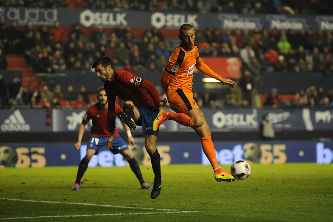 El Eibar vence 0-3 a Osasuna en la ida de octavos